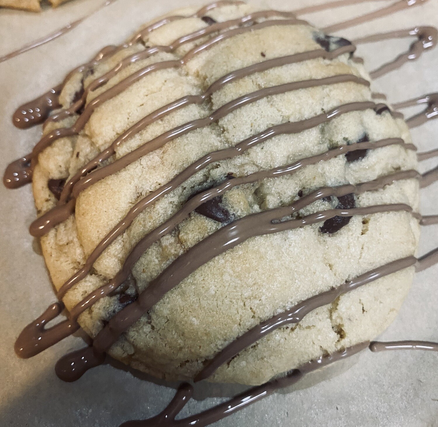 12 Chocolate Chip Cookies - Small, Medium or Large