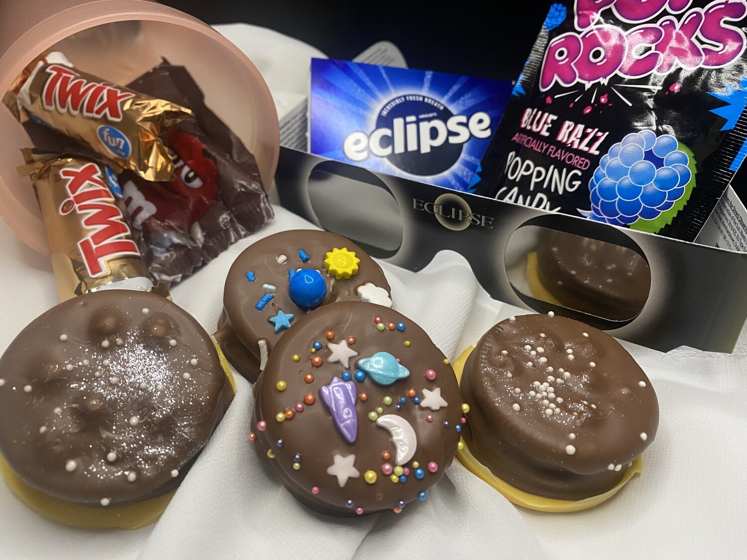 Chocolate-Covered Oreos - Box of 6