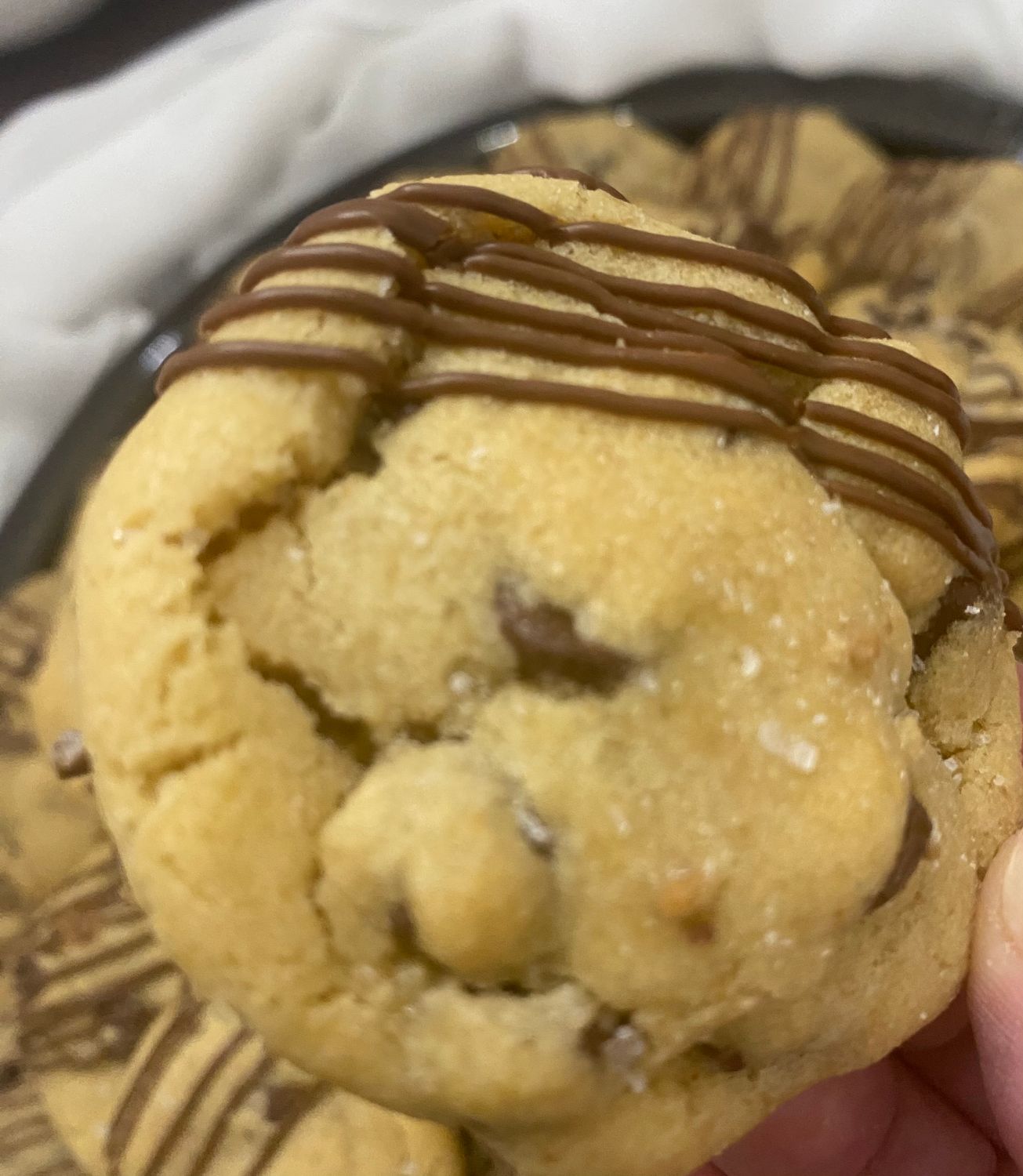 12 Chocolate Chip Cookies - Small, Medium or Large