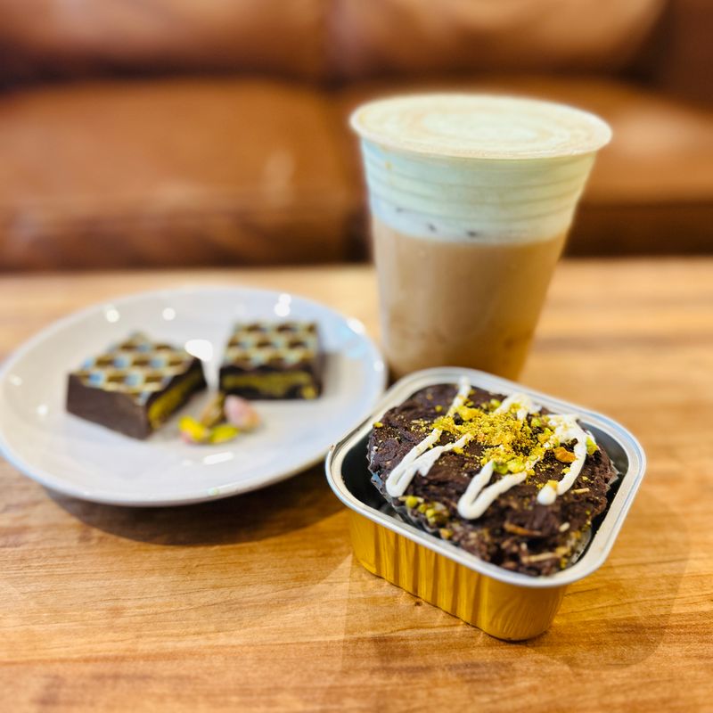 Dubai Brownies Box of 4