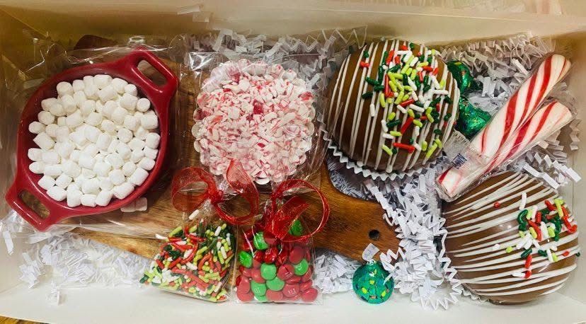 Hot Cocoa Charcuterie Board Kit