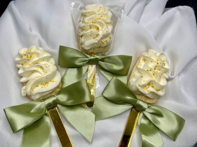 Mini Lemon Sugar Cookie Pops - 1 dozen