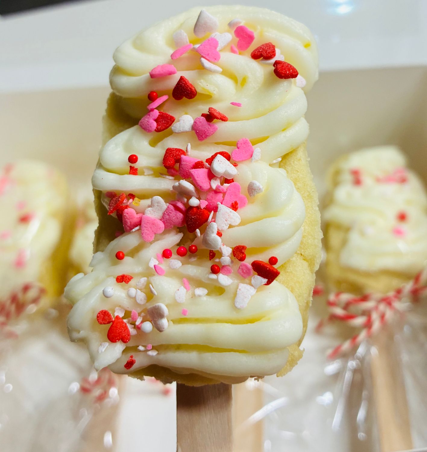Mini Lemon Sugar Cookie Pops - 1 dozen