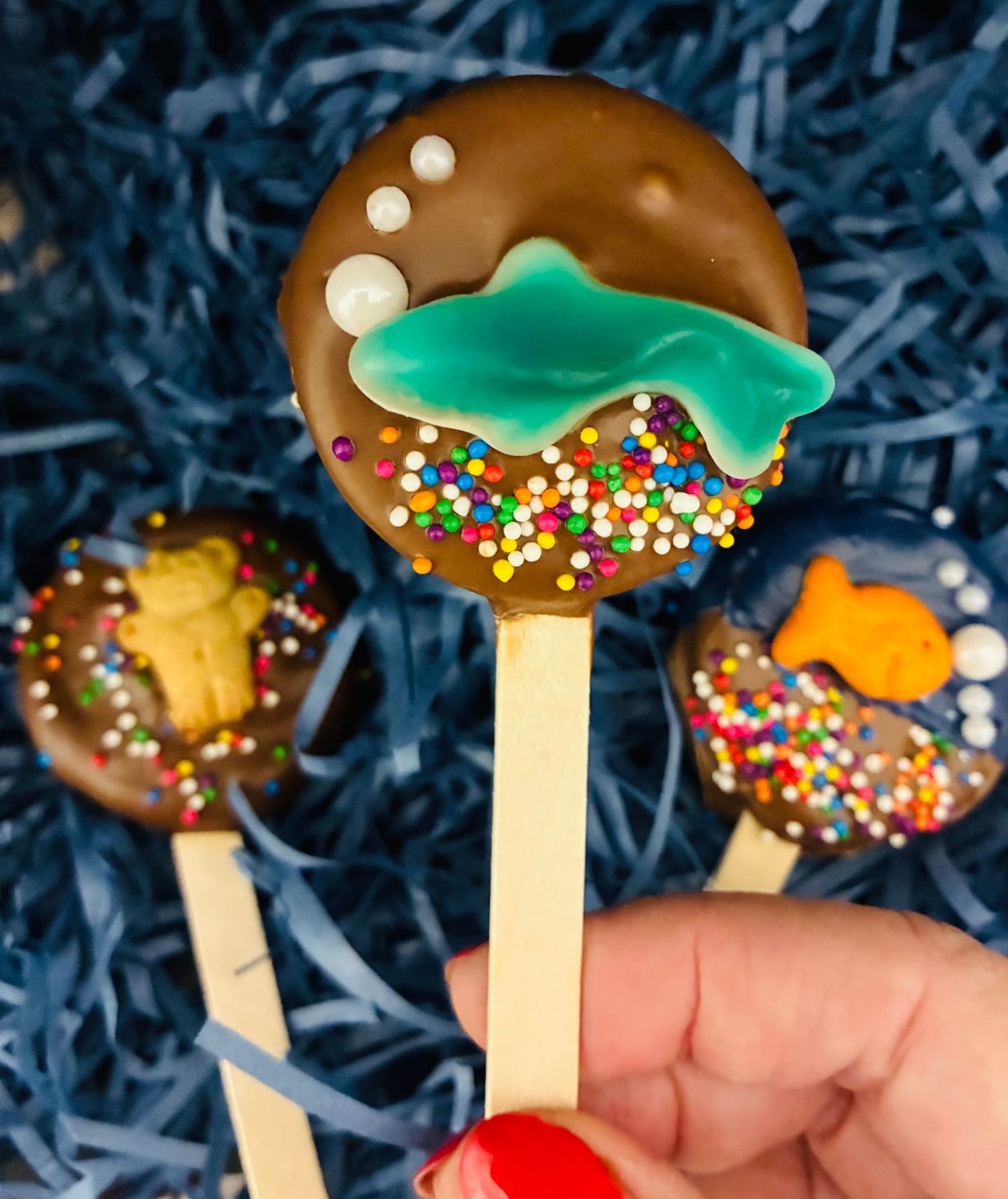 Chocolate-Covered Oreo Pops - Box of 6