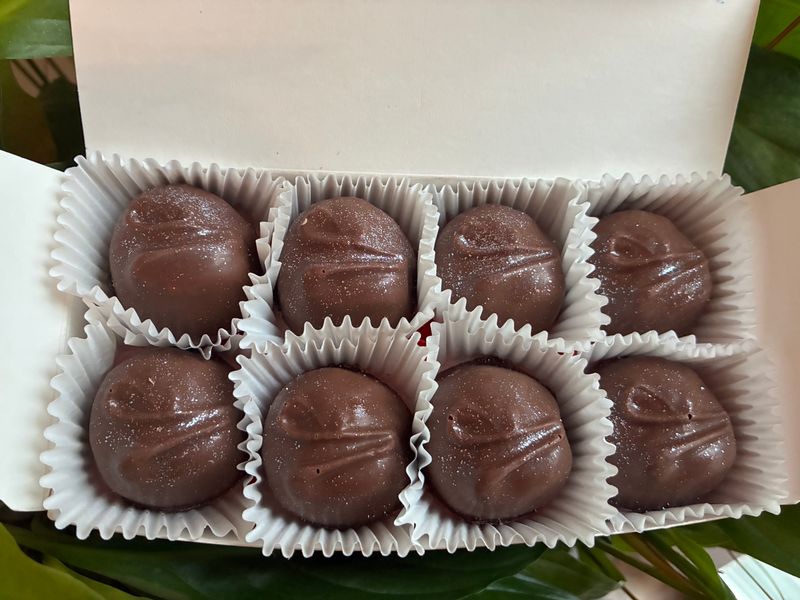 Peanut Butter Buckeye Truffles - 1 Dozen