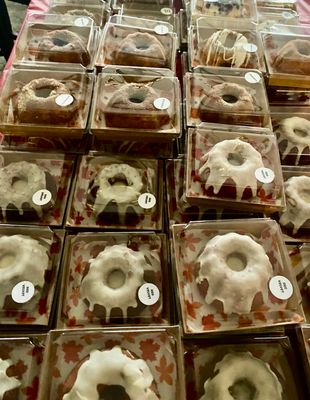 Mini Bundt Cakes - Box of 4