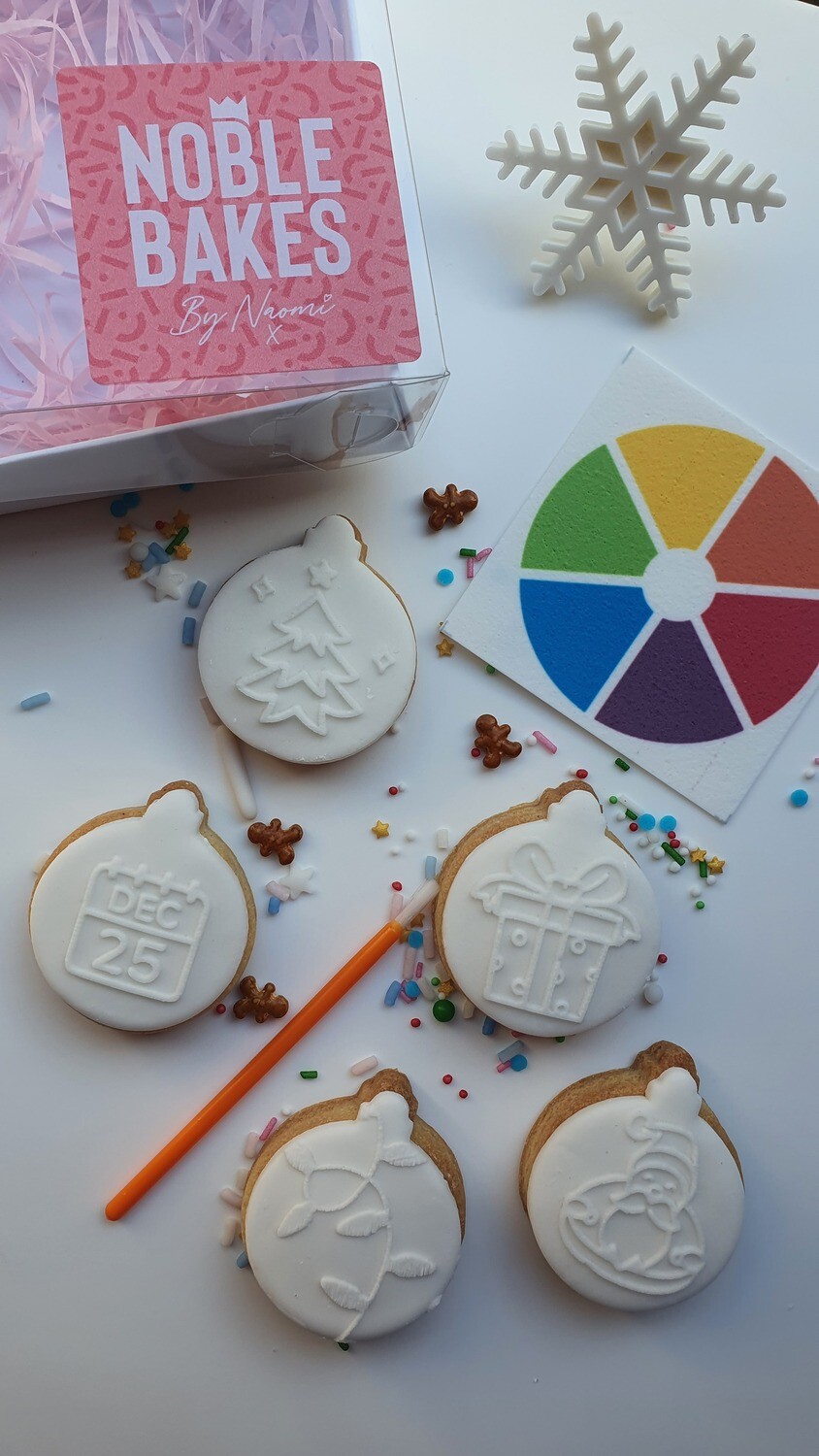 Paint Your Own Mini Bauble Set (4)