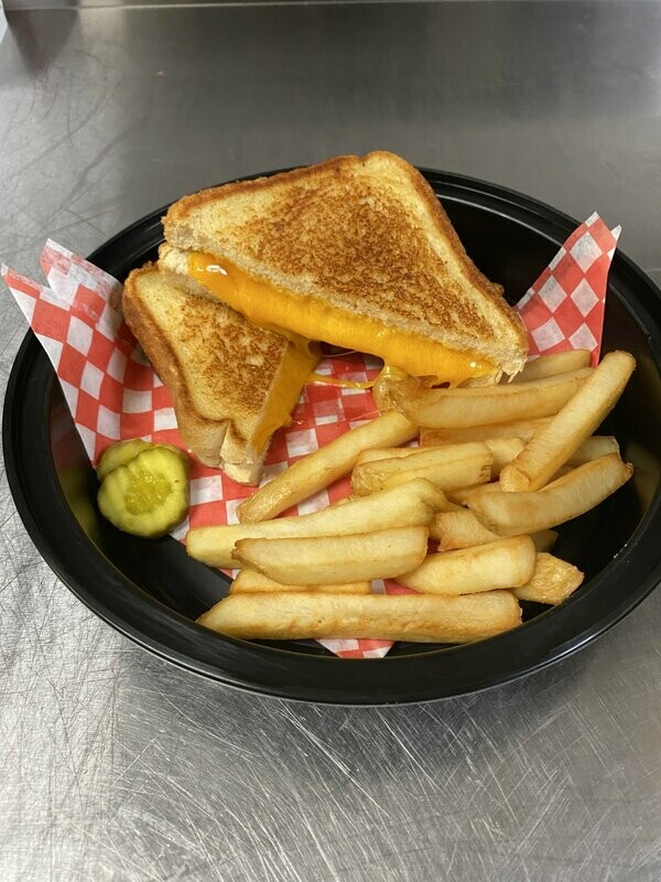 Kids Grilled Cheese & Fries
