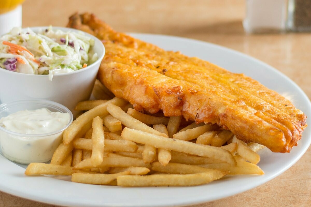 Fresh Battered Haddock & Chips (1 piece)