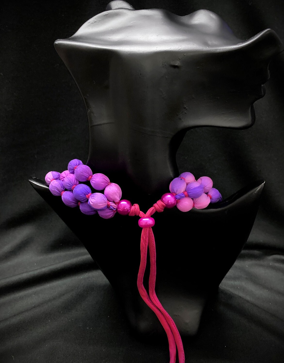 TRIPLE LINE BEADS H.P