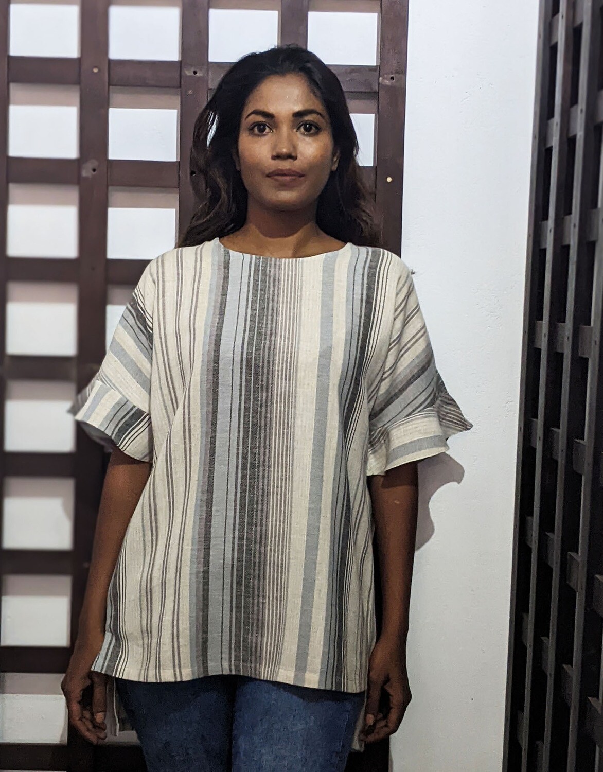 FRILL SLEEVE BLOUSE (LC)