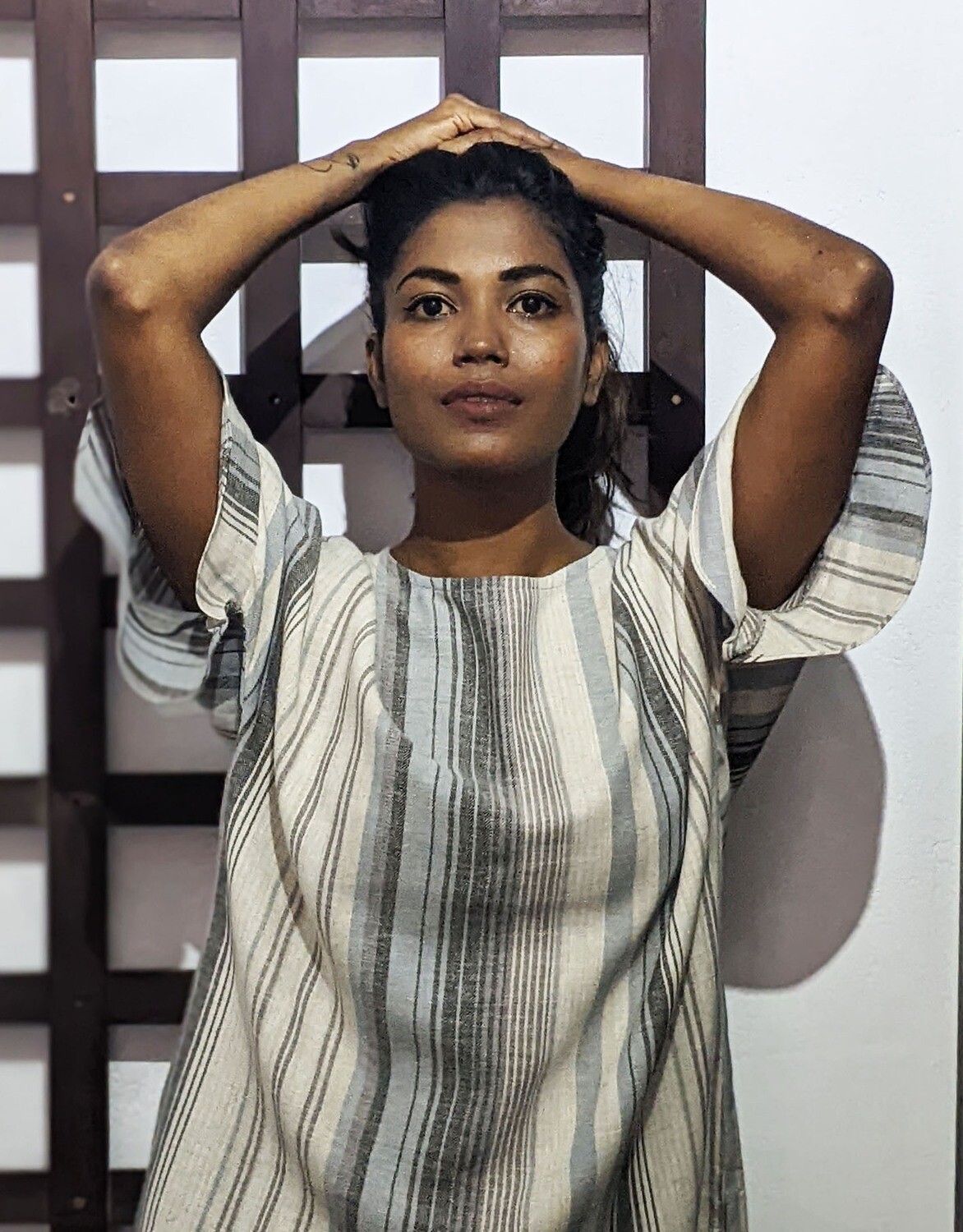 FRILL SLEEVE BLOUSE (LC)