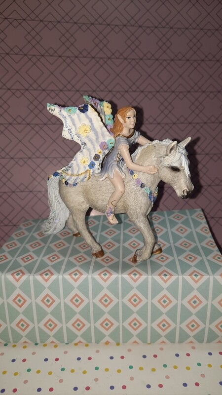 Schleich Bayala, Elfe mit Pferd (340)