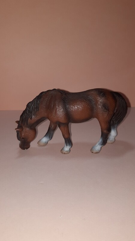 Schleich Horse Club Reitpony grasend von 2004 (0021)