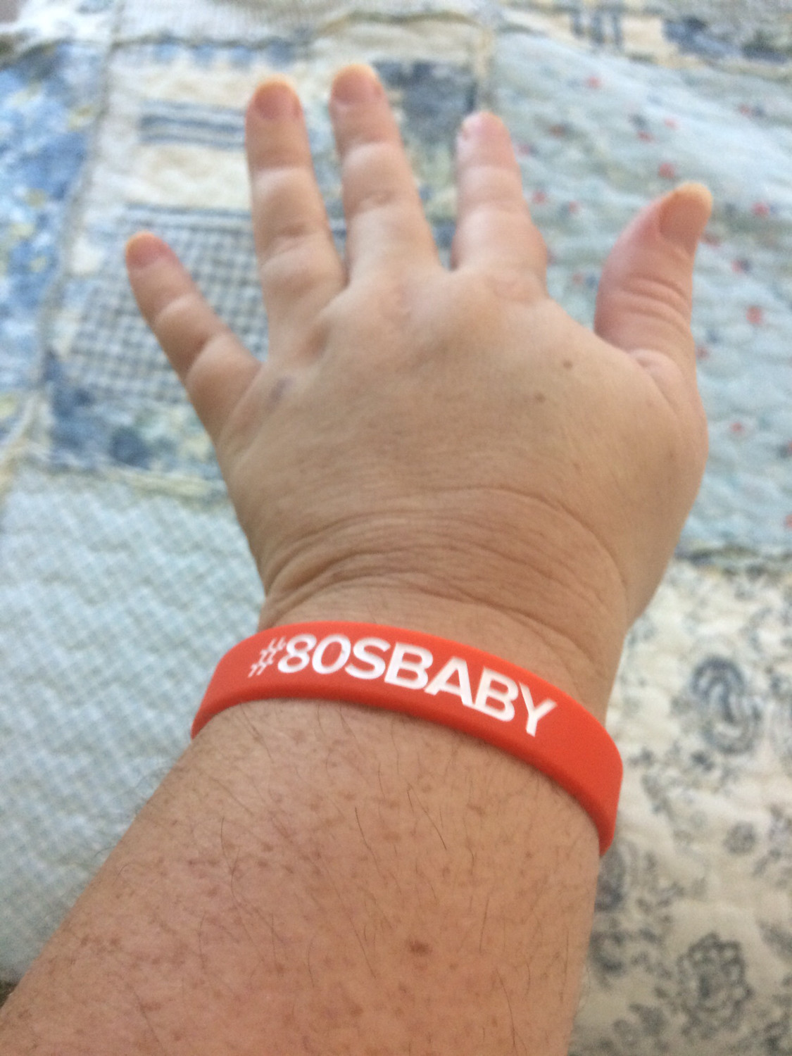 #80SBABY Wristbands In Red Colour