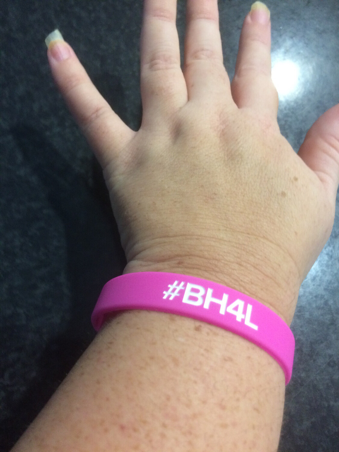 Glow In The Dark #BH4L Wristbands Pink Colour