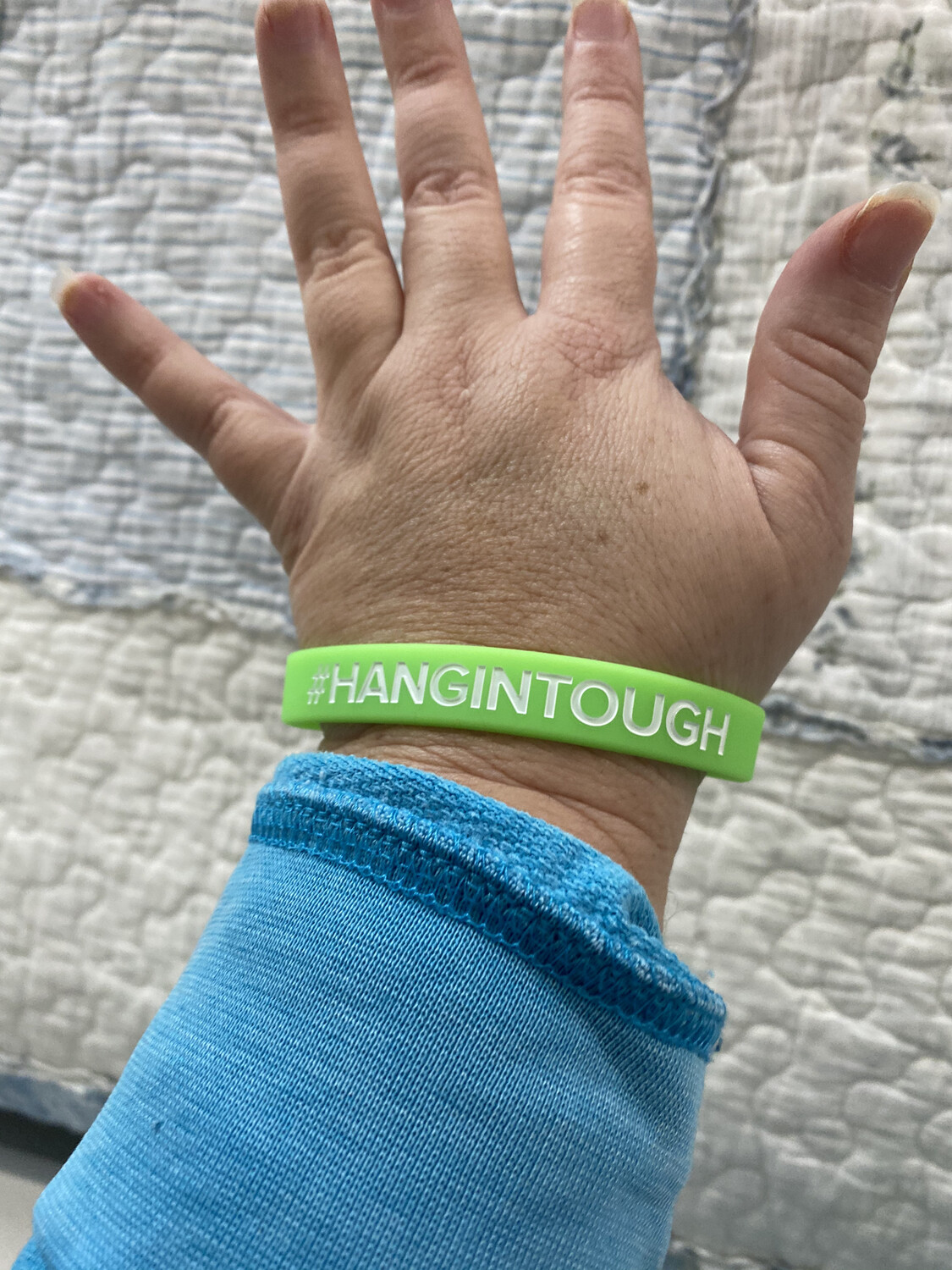Glow In The Dark #HANGINTOUGH Wristbands (Green Colour)
