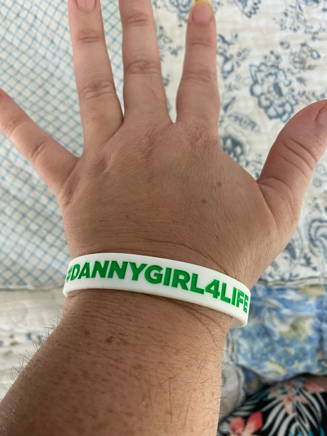  #DANNYGIRL4LIFE Wristbands White Colour &amp; Green Text 