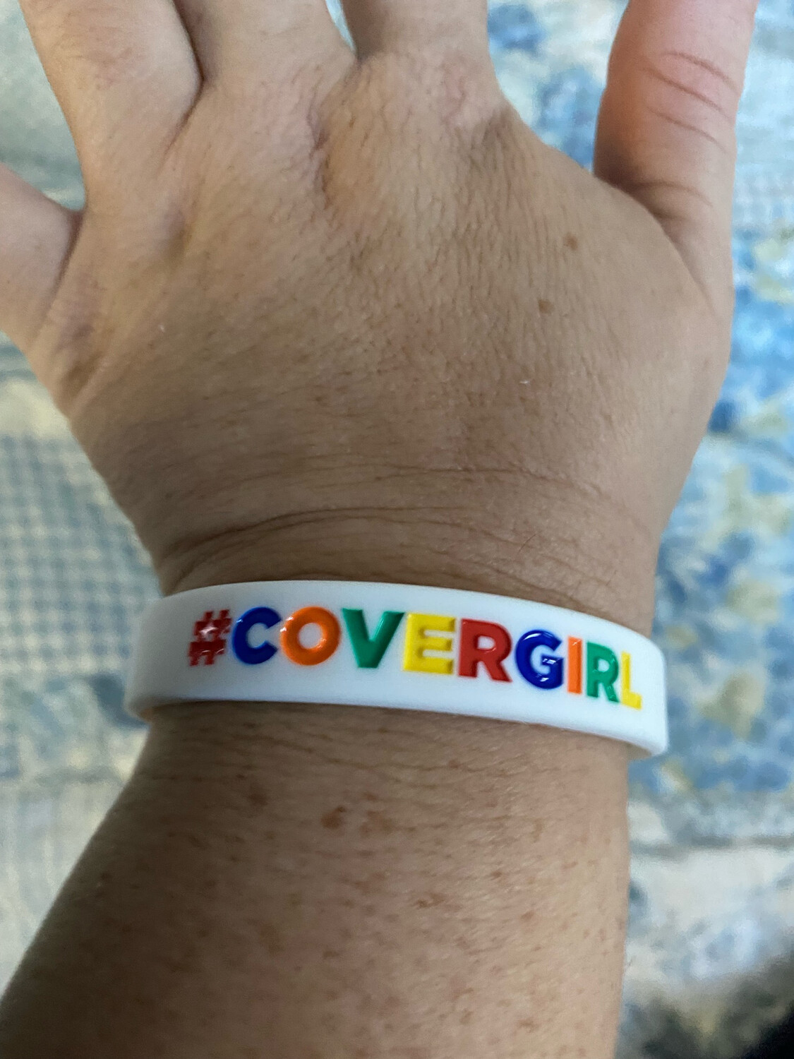 #COVERGIRL Wristbands