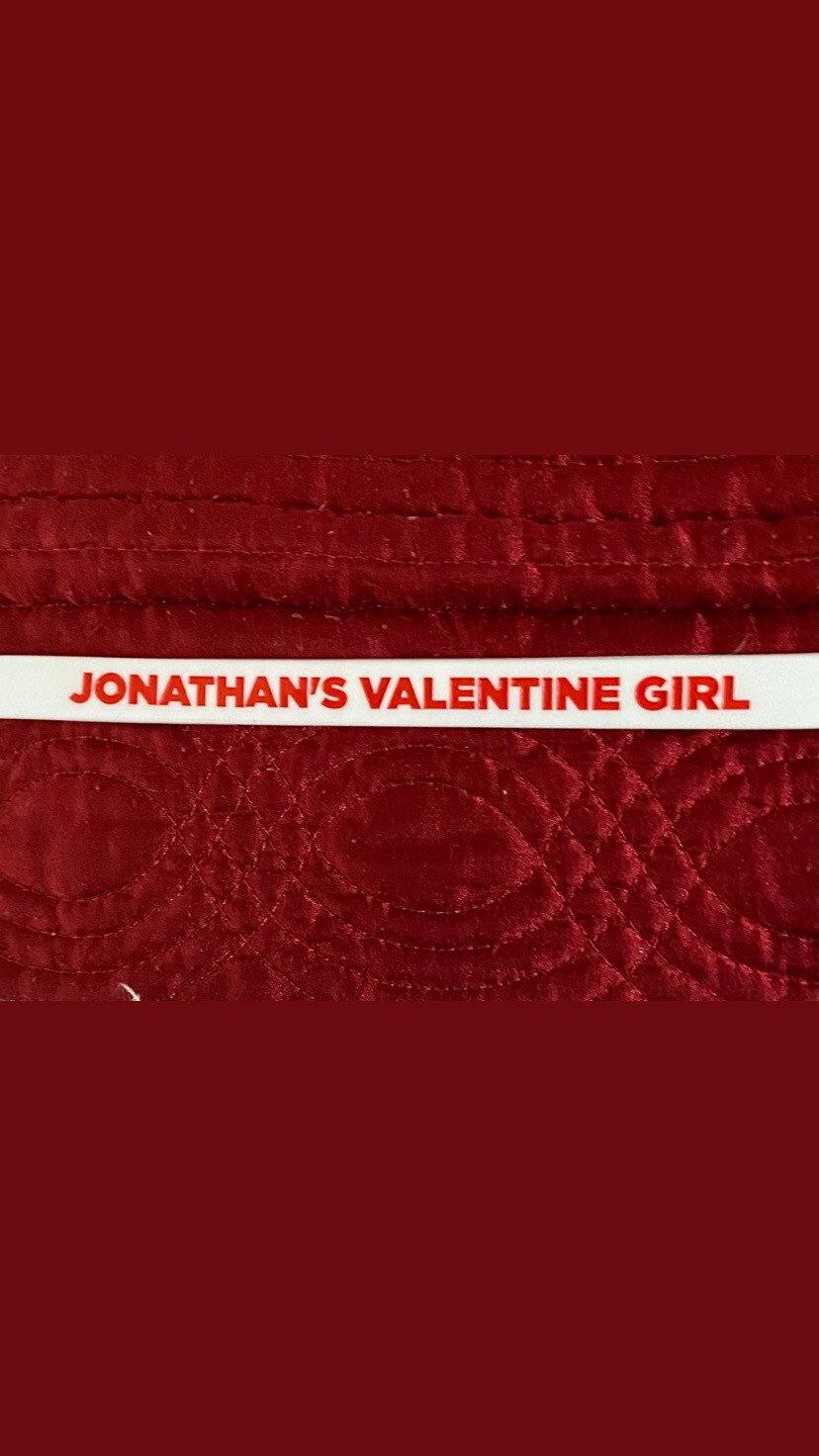 JONATHAN&#39;S VALENTINE GIRL Wristbands White Colour &amp; Red Text