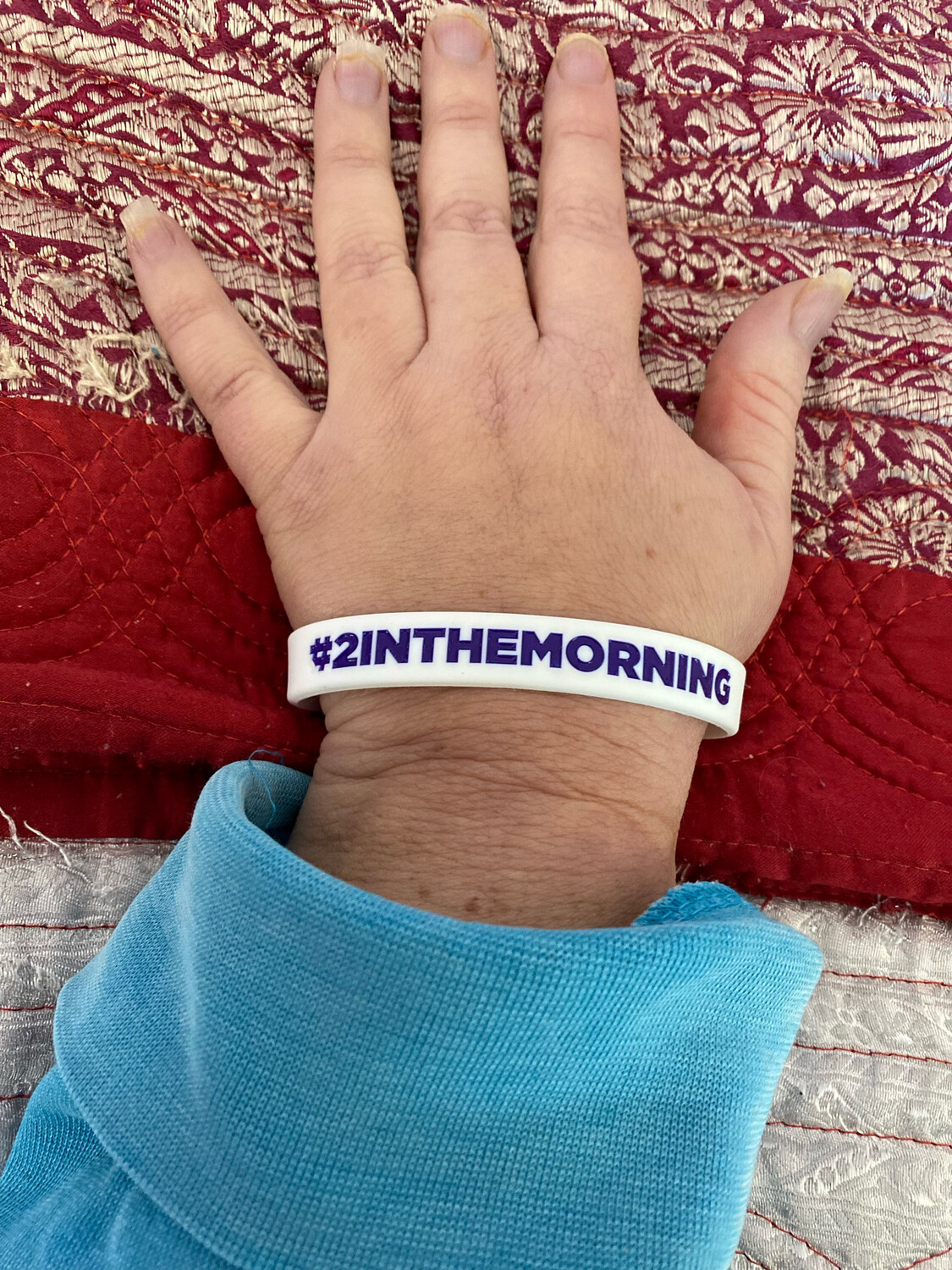  #2INTHEMORNING Wristbands White Colour &amp; Purple Text