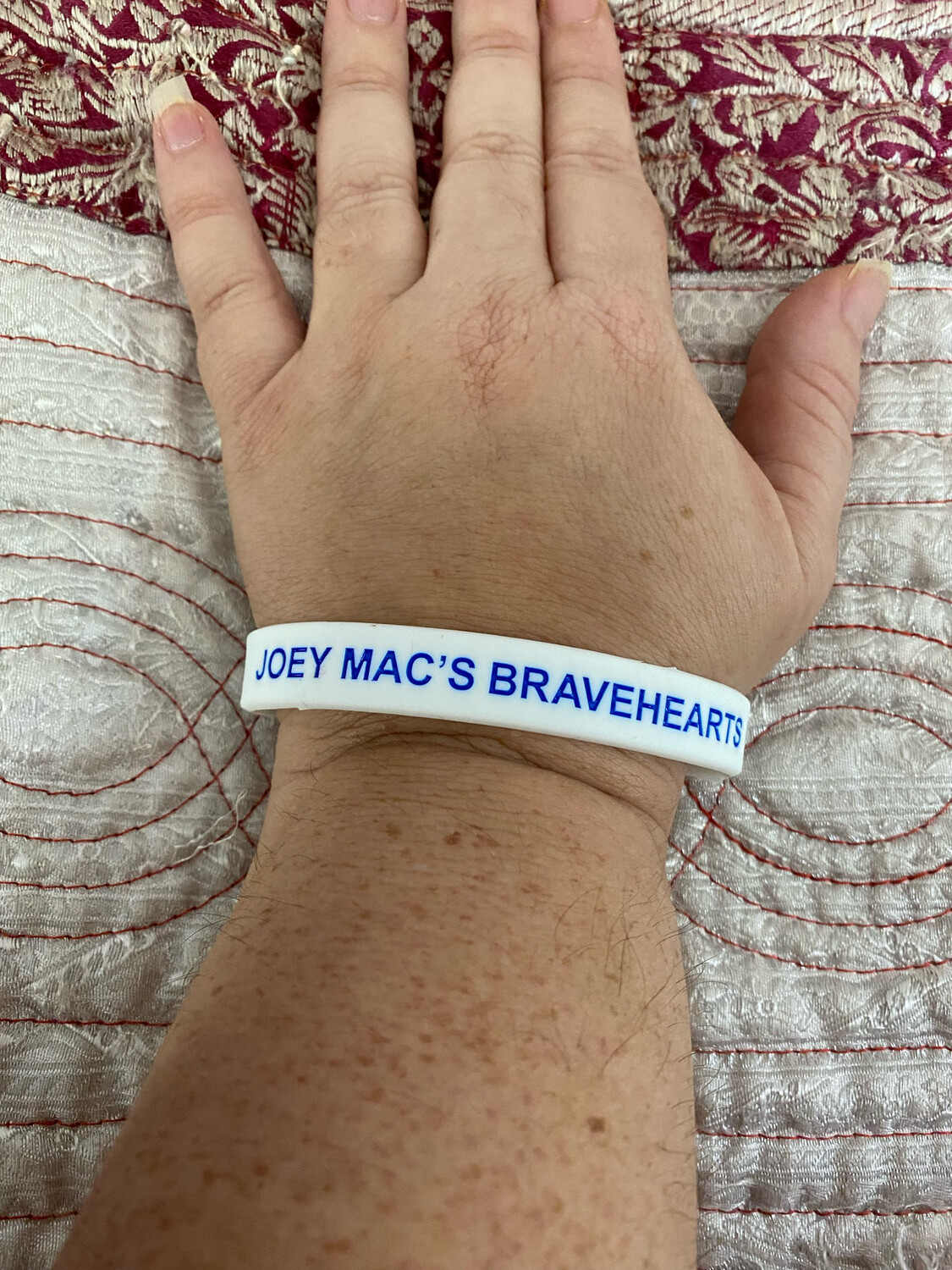 JOEY MAC&#39;S BRAVEHEARTS White Colour &amp; Blue Text