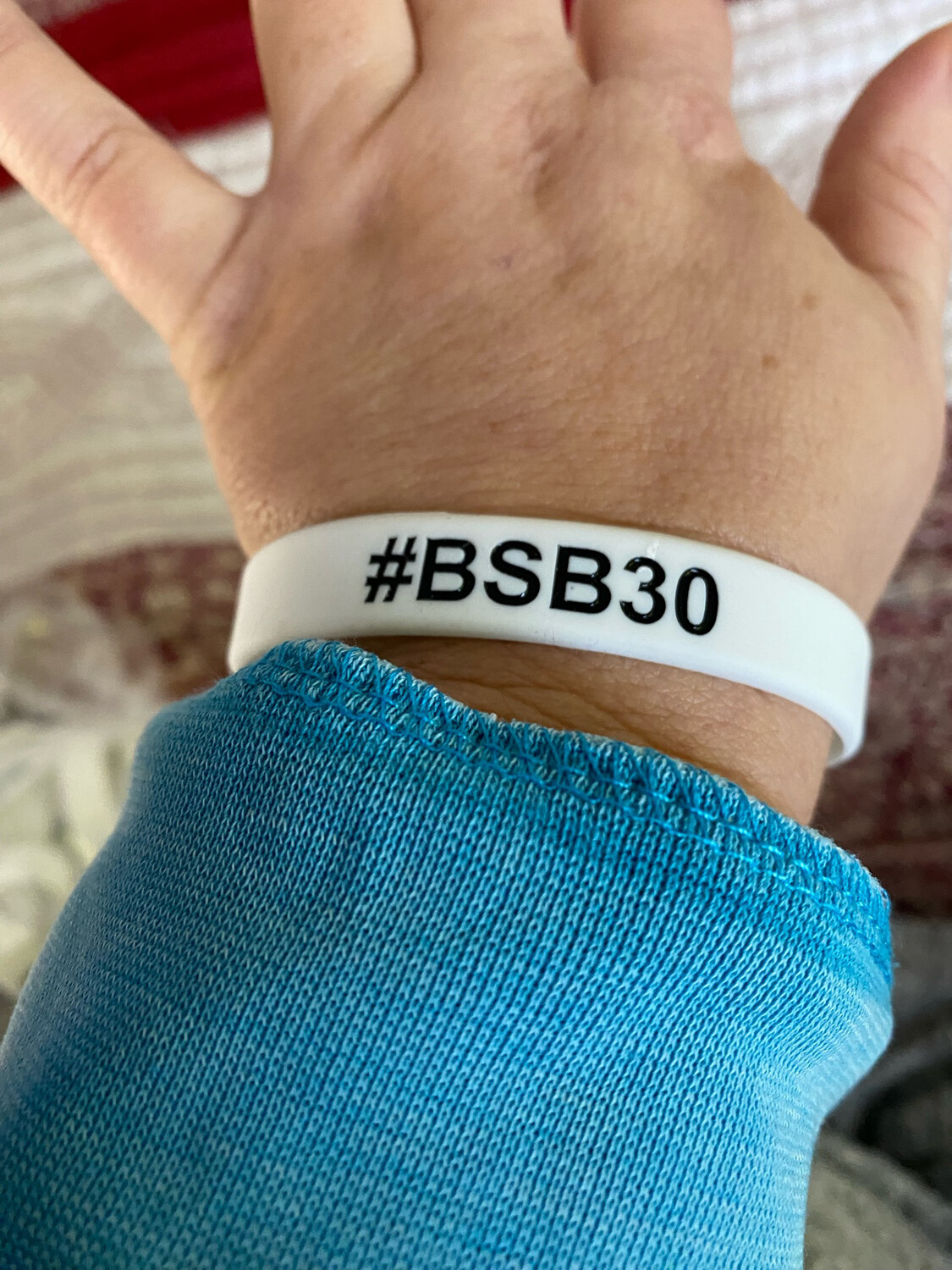 #BSB30 Wristbands White Colour &amp; Black Text
