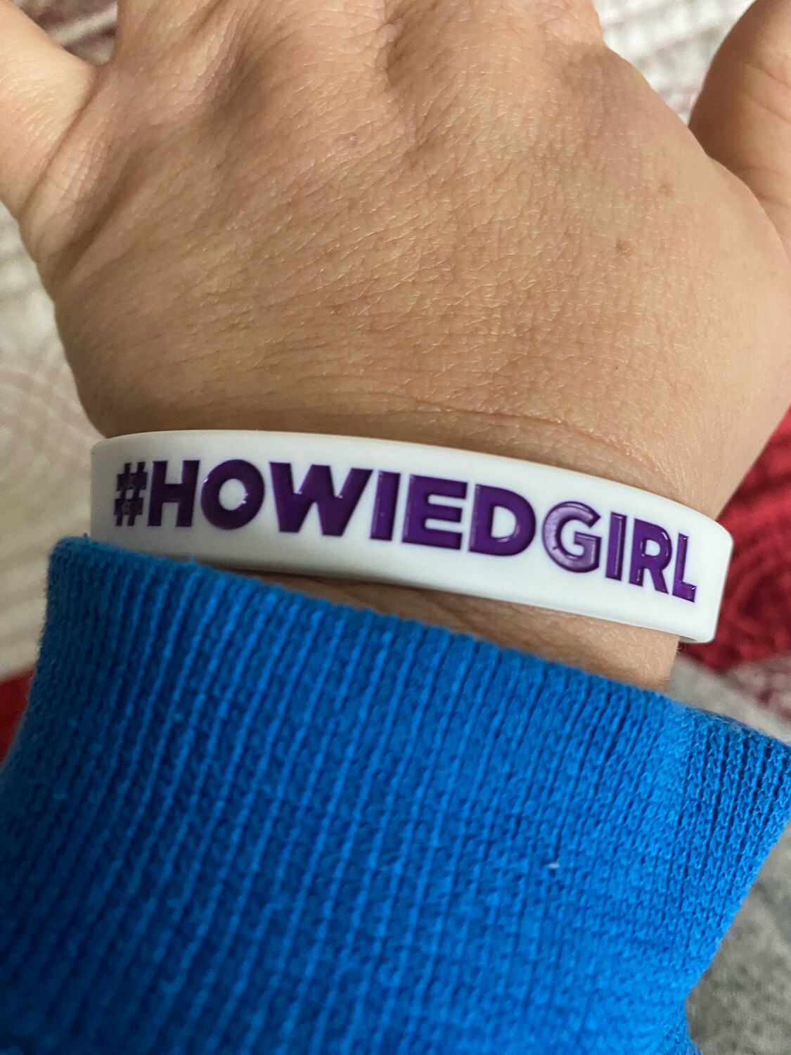 #HOWIEDGIRL Wristbands White Colour &amp; Purple Text
