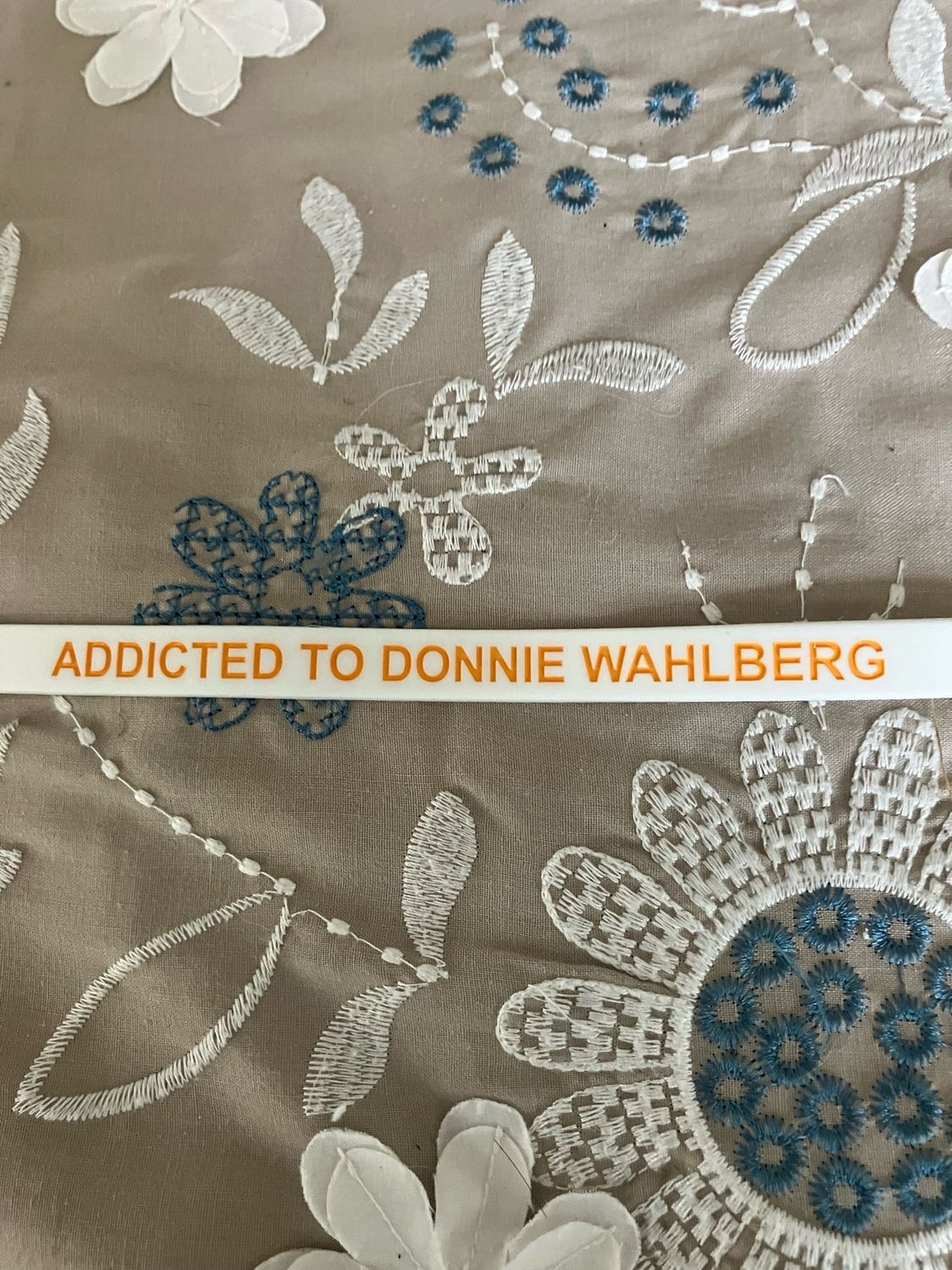 ADDICTED TO DONNIE WAHLBERG Wristbands (Orange Text)