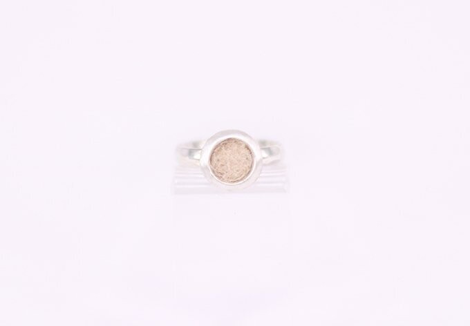 Babycircle als schlichter Bandring, Haare eingefilzt Babycircle als schlichter Bandring, Haare eingefilzt