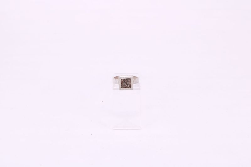 Quadro als schlichter Ring, Haare eingefilzt Quadro als schlichter Ring, Haare eingefilzt