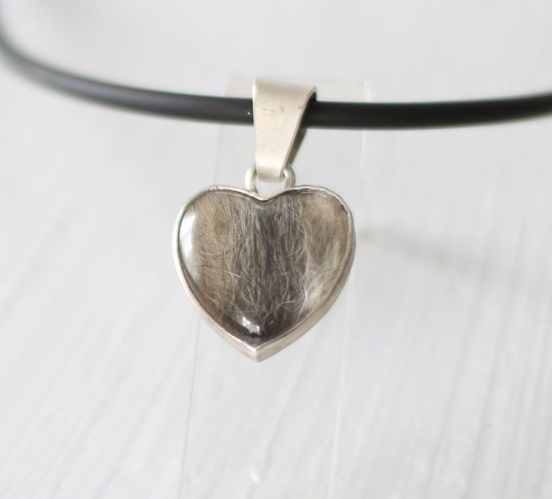 Schneewittchen Anhänger mit Glasherz #6 Schneewittchen Anhänger mit Glasherz #6