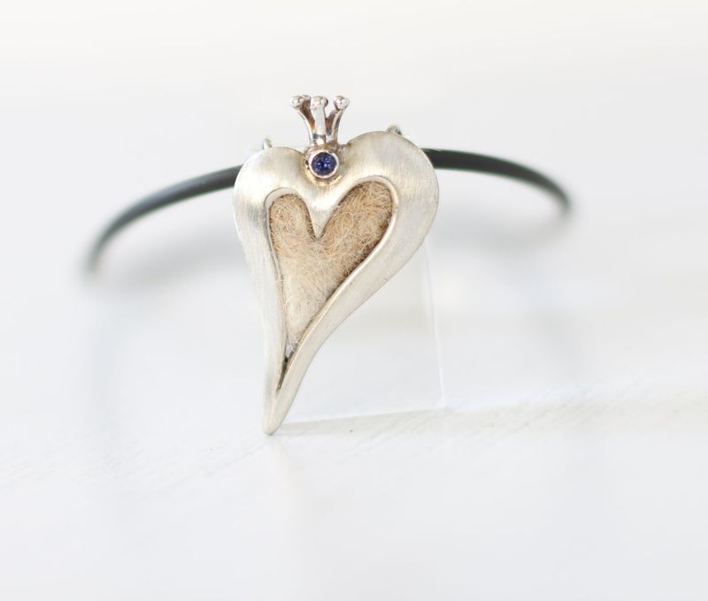 For Evigt mit Krone Mary Stuart und Edelstein For Evigt mit Krone Mary Stuart und Edelstein