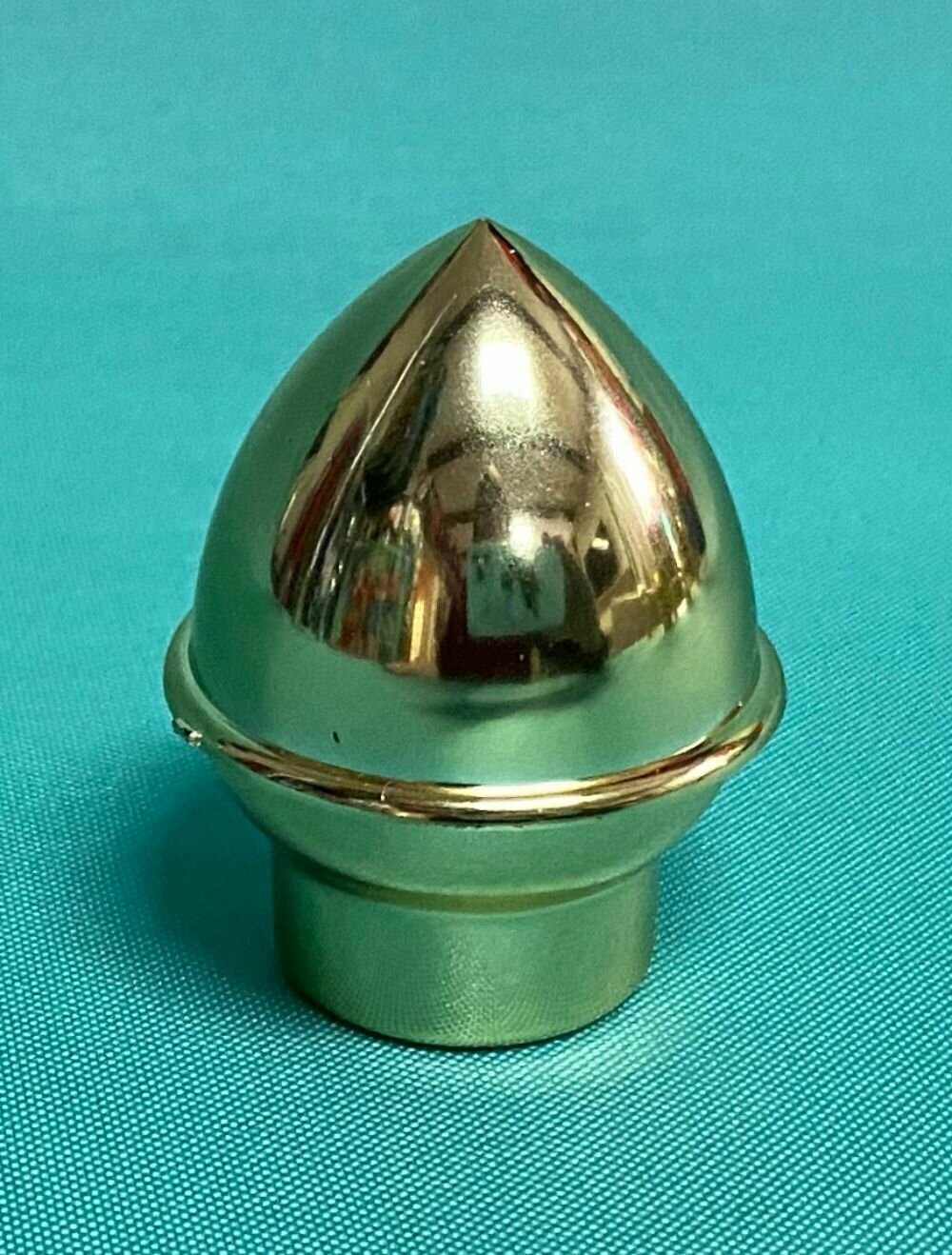 Flagpole Gold Coloured Acorn Finial - 3/4”