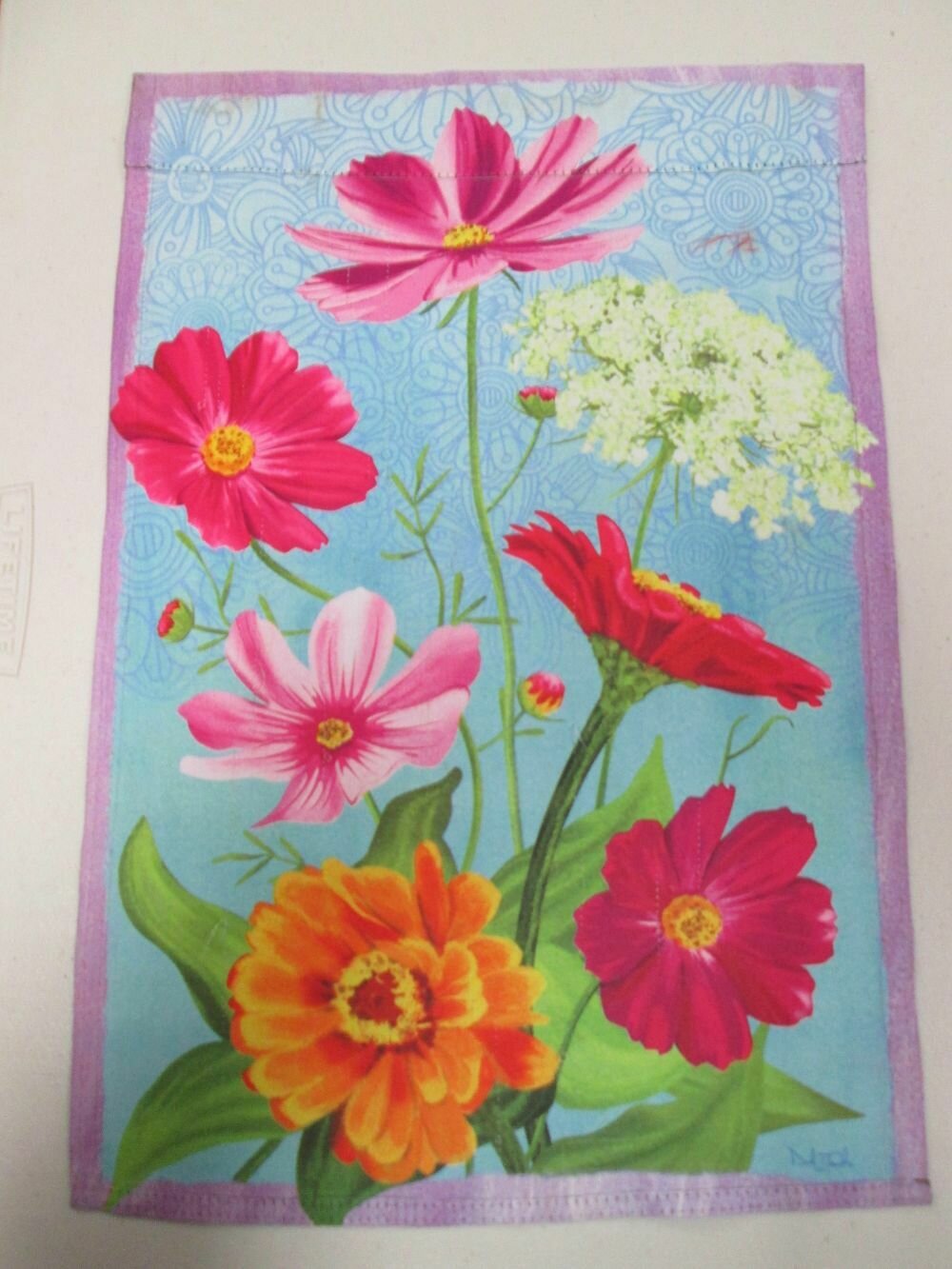 Garden Banner - Loose Flowers Approx 11 x 17 inches