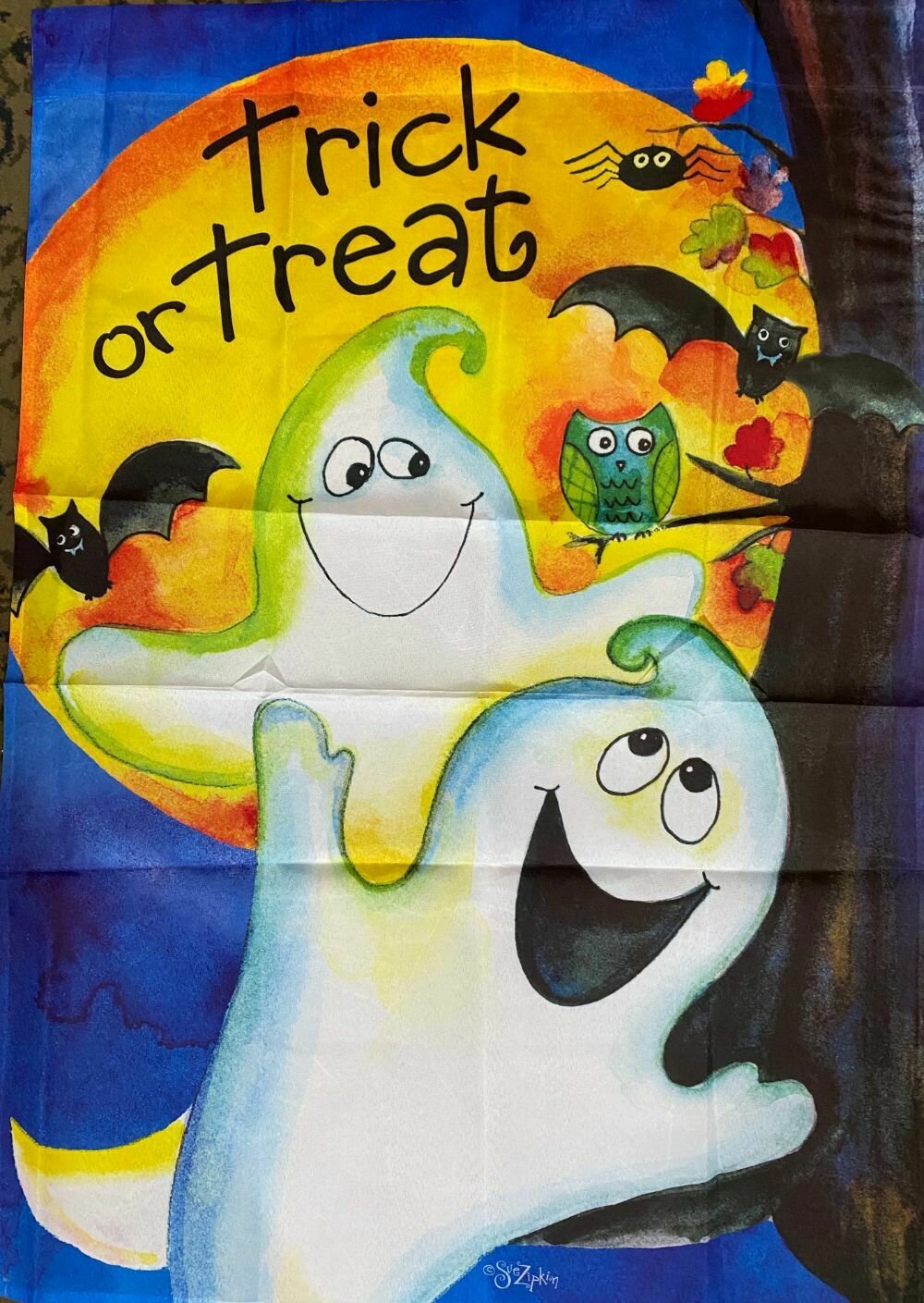 Garden Banner - Trick Or Treat Ghosts Approx 11 x 17 inches