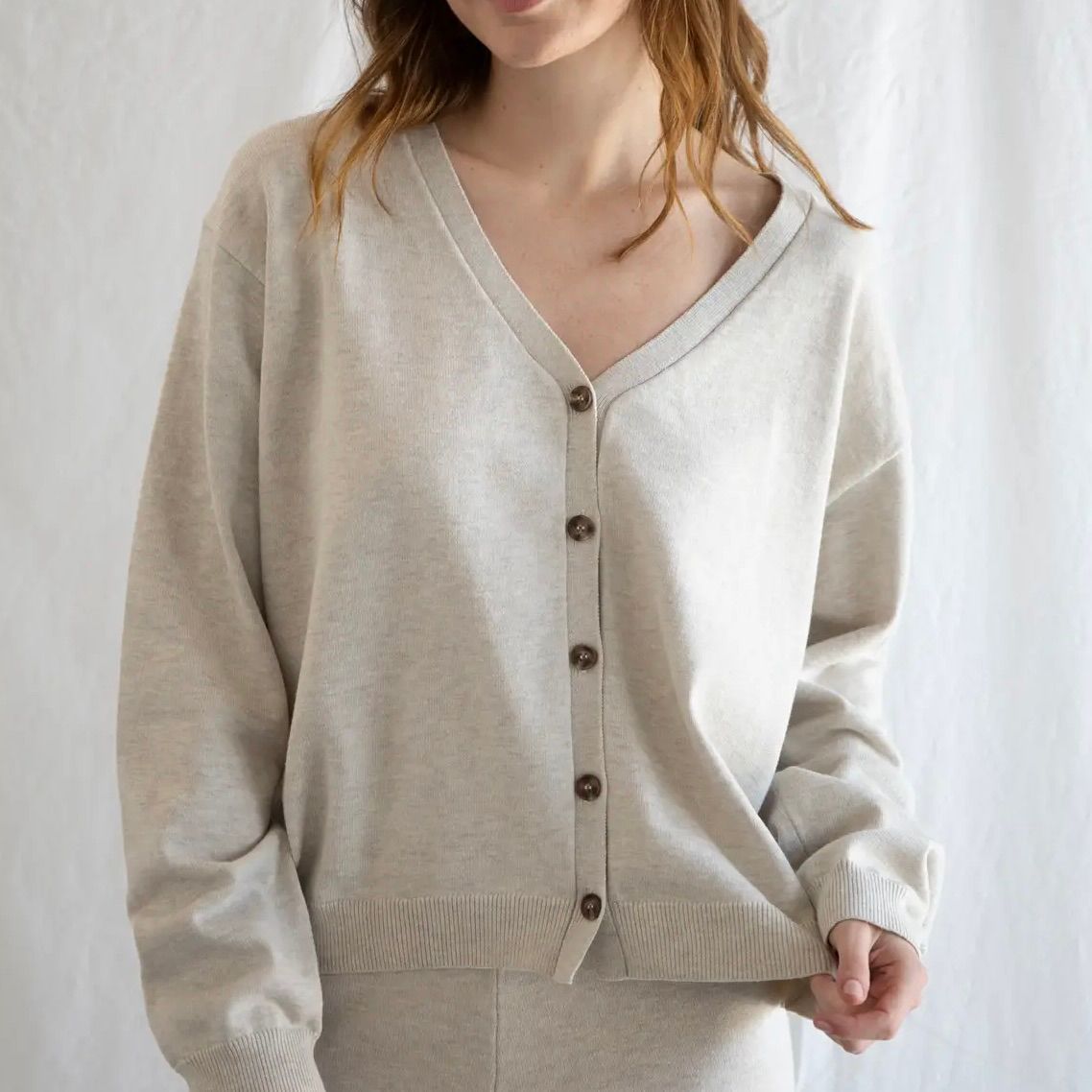 Classic V-Neck Cardigan - Heather Oat