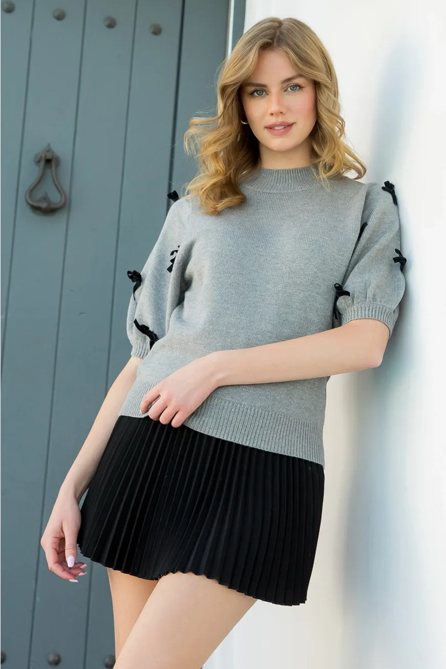 Short Sleeve Sweater with Velvet Bows - Grey