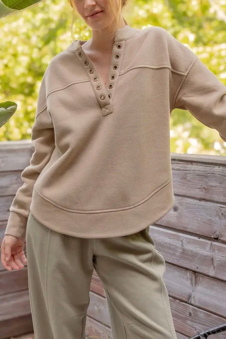 Long Sleeve Grommet V-Neck Sweatshirt - Taupe