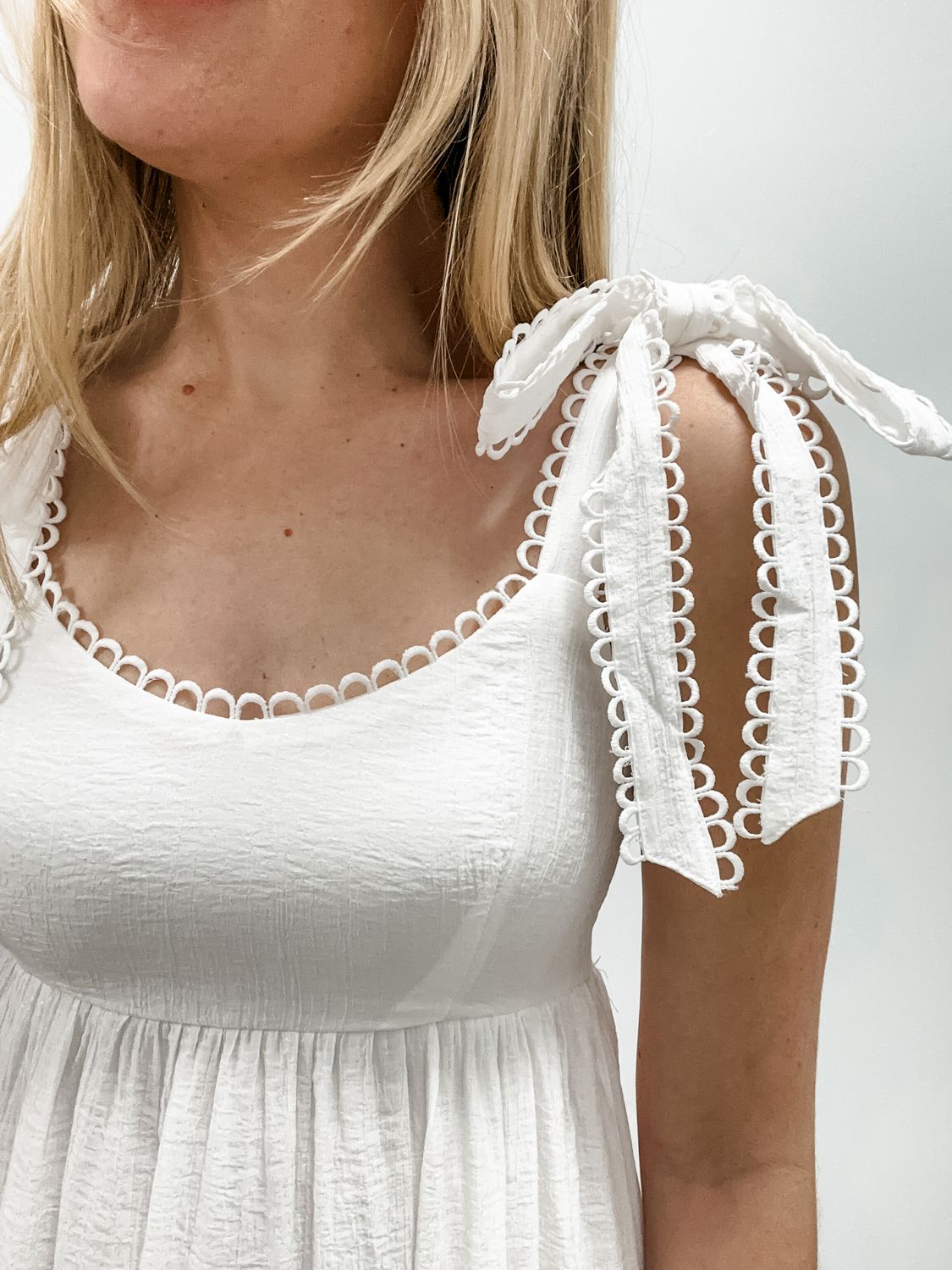 Tie Shoulder Scalloped Trim Midi Dress - White