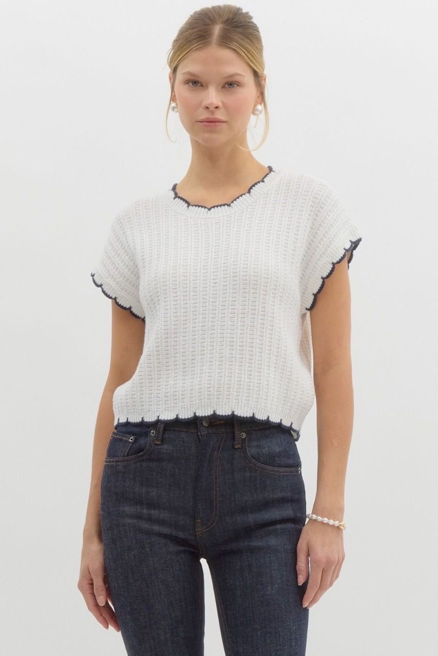 Scalloped Short Sleeve Sweater - Off White / Navy
