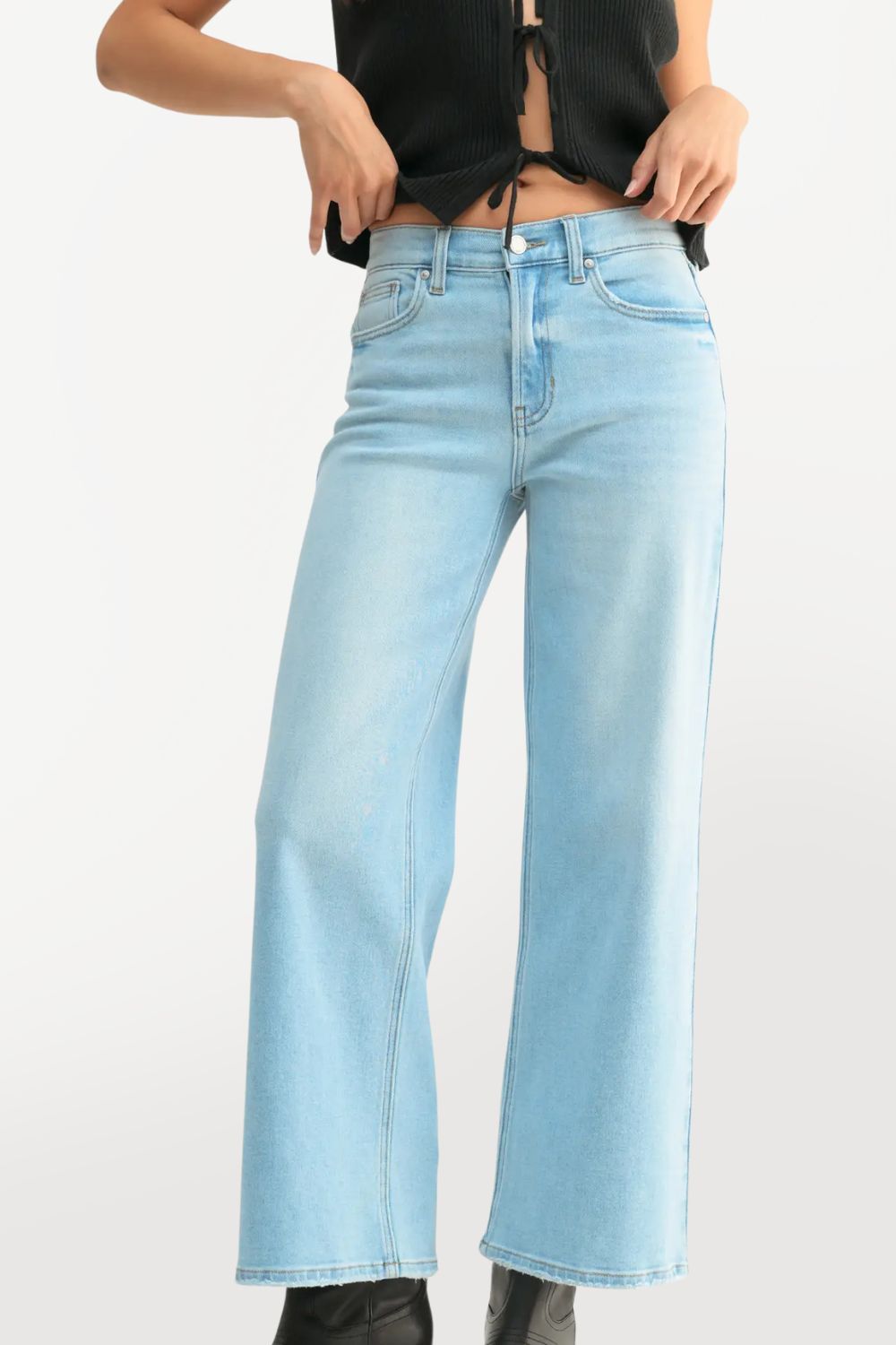 Relaxed Vintage Straight Leg Jean - Light Wash