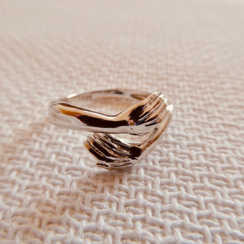 Silber Ring Hände Umarmung