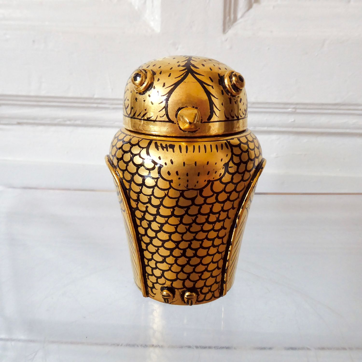 Asiatische Lack Dose Eule Figur