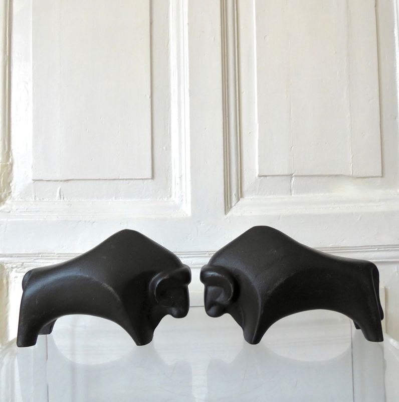 Skulpturen Paar Moschus Ochse