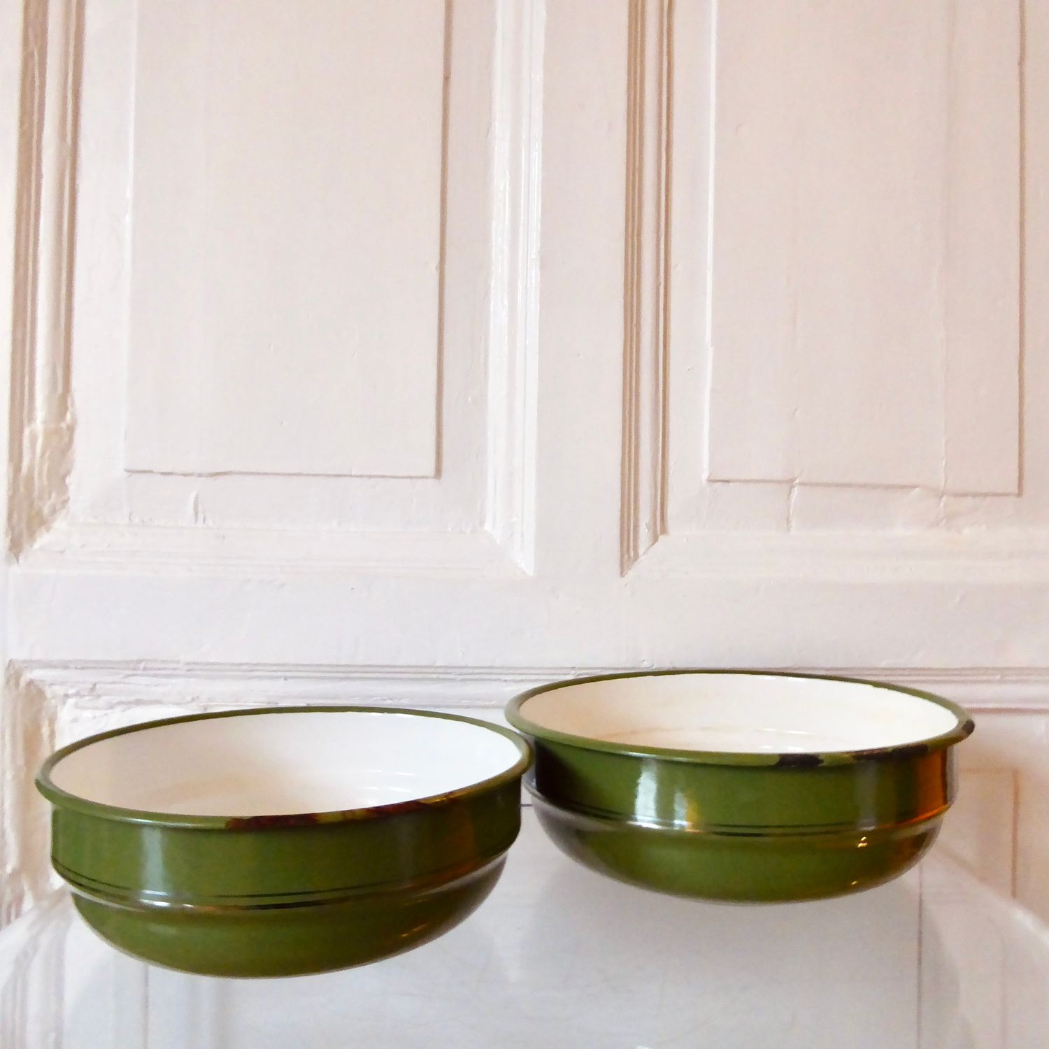 2 antike holländische Emaille Schalen