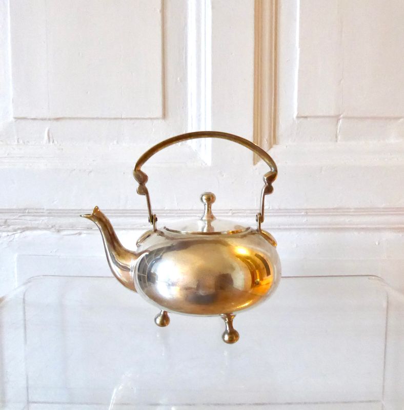 Versilberte Tee Kanne