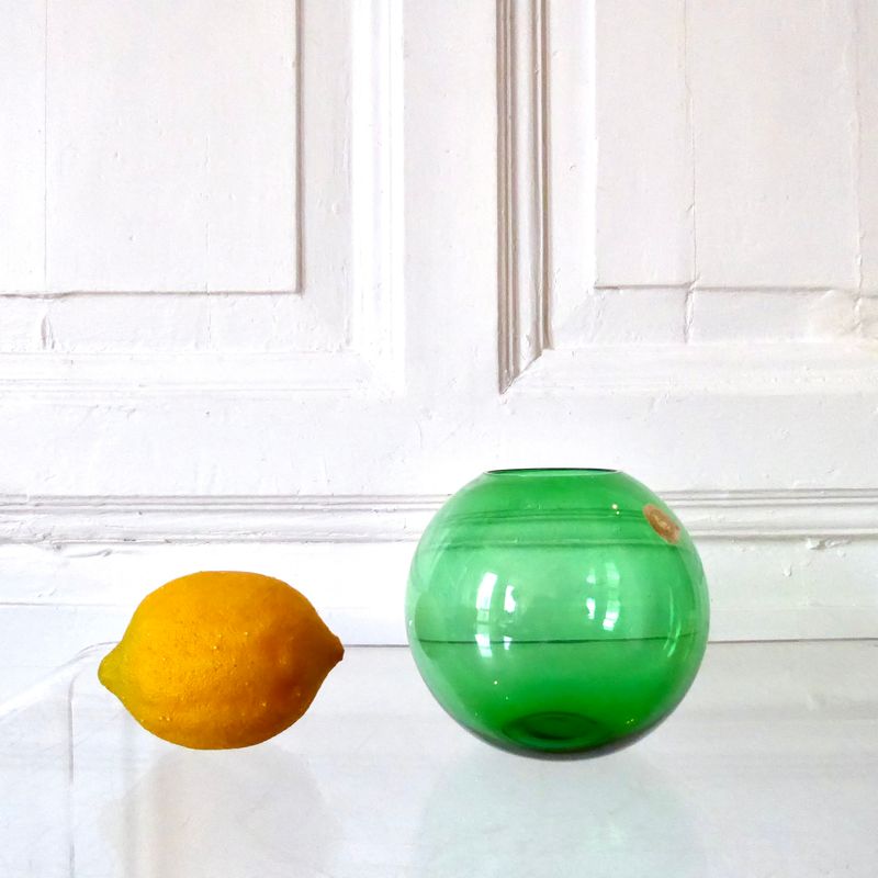 Alfred Taube Kugel Vase