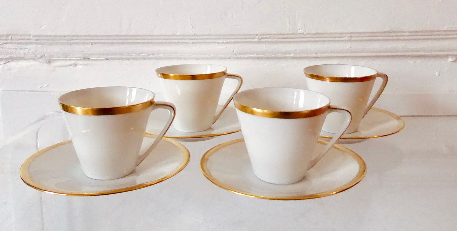 4 Hutschenreuther Mokka Tassen 4 Hutschenreuther Mokka Tassen