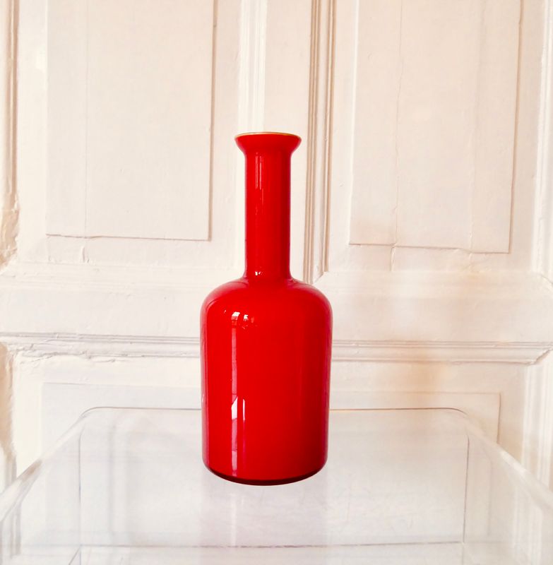 Opaline Florence Vase